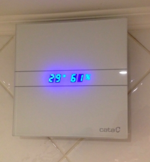Накладной вентилятор Cata E 120 GTH (Таймер, датчик влажности, термометр, дисплей) + обратный клапан